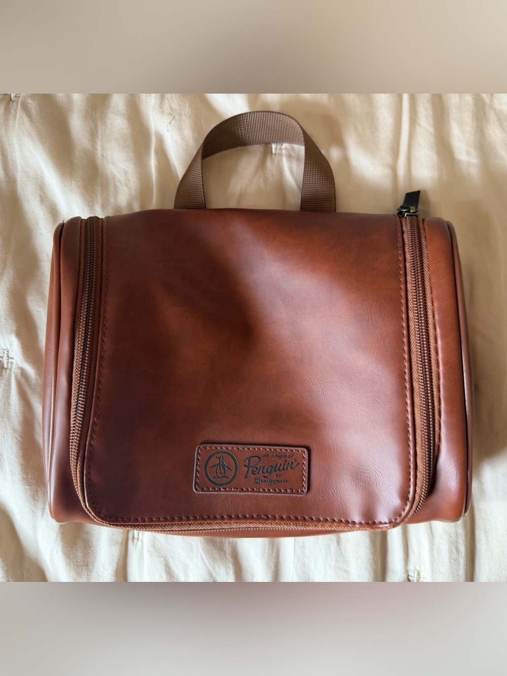 Original Penguin Chestnut Brown Hanging Travel Toiletry Bag/ Dopp Kit - Picture 7 of 8